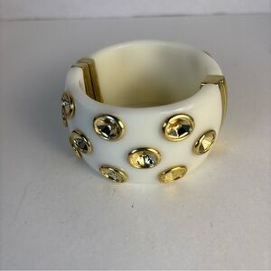 Elegant Gold and White Women's Bracelet